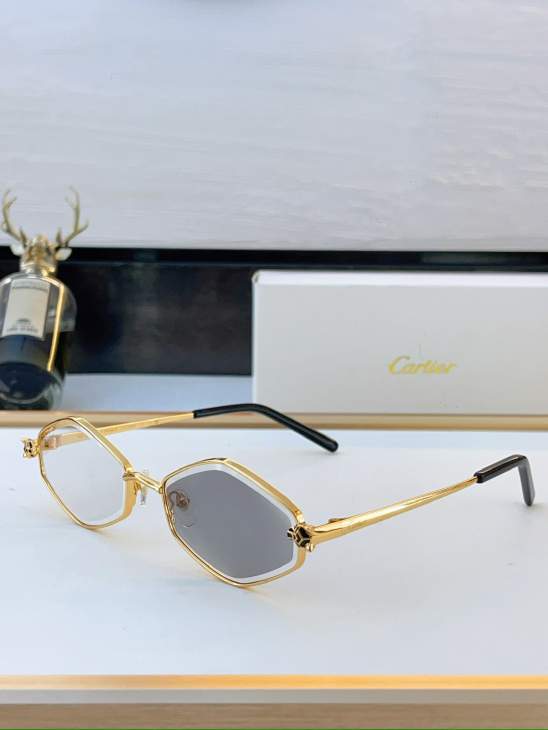 Picture of Cartier Sunglasses _SKUfw80914778fw
